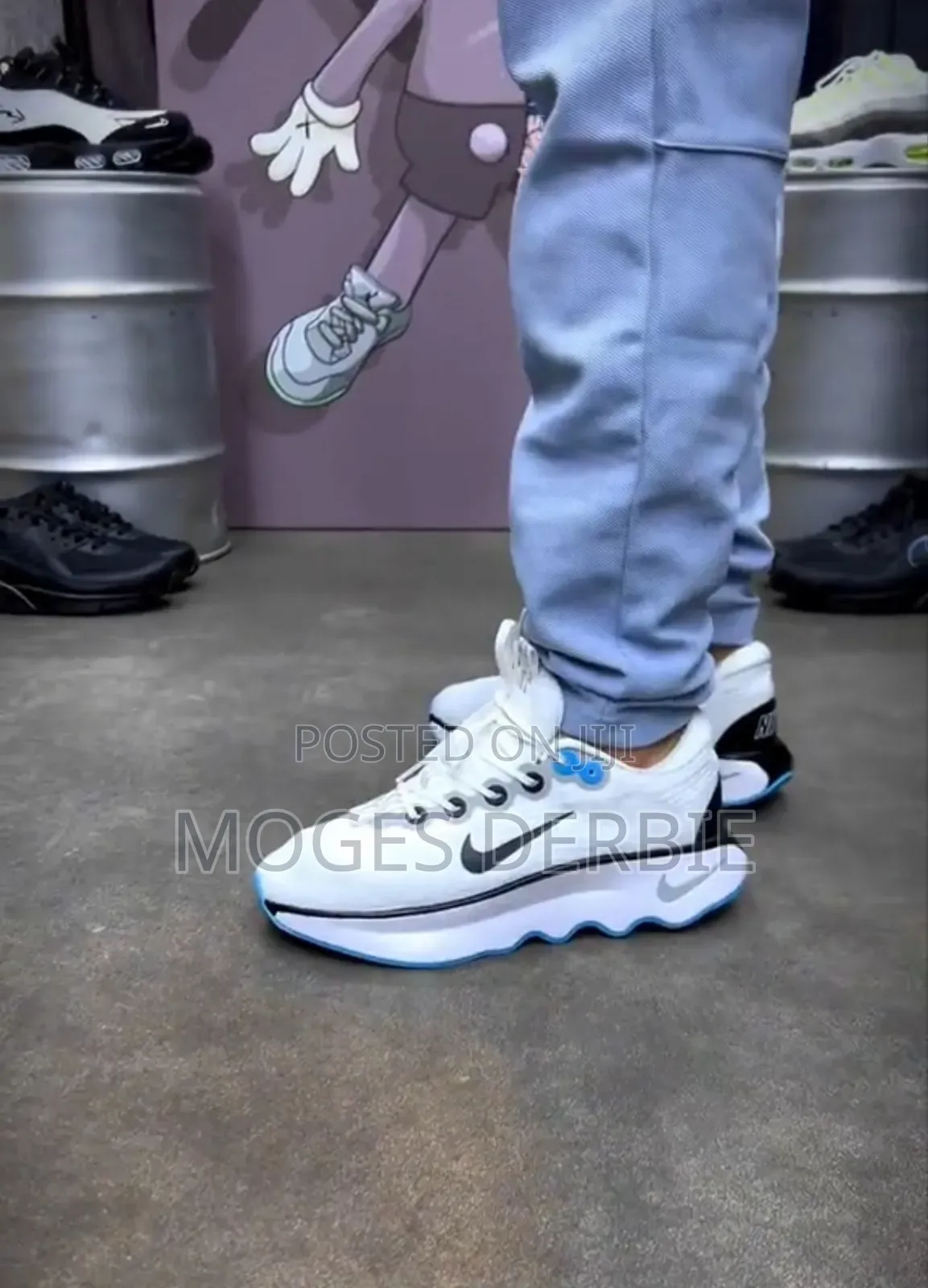 Nike Motiva Black White Premium Quality