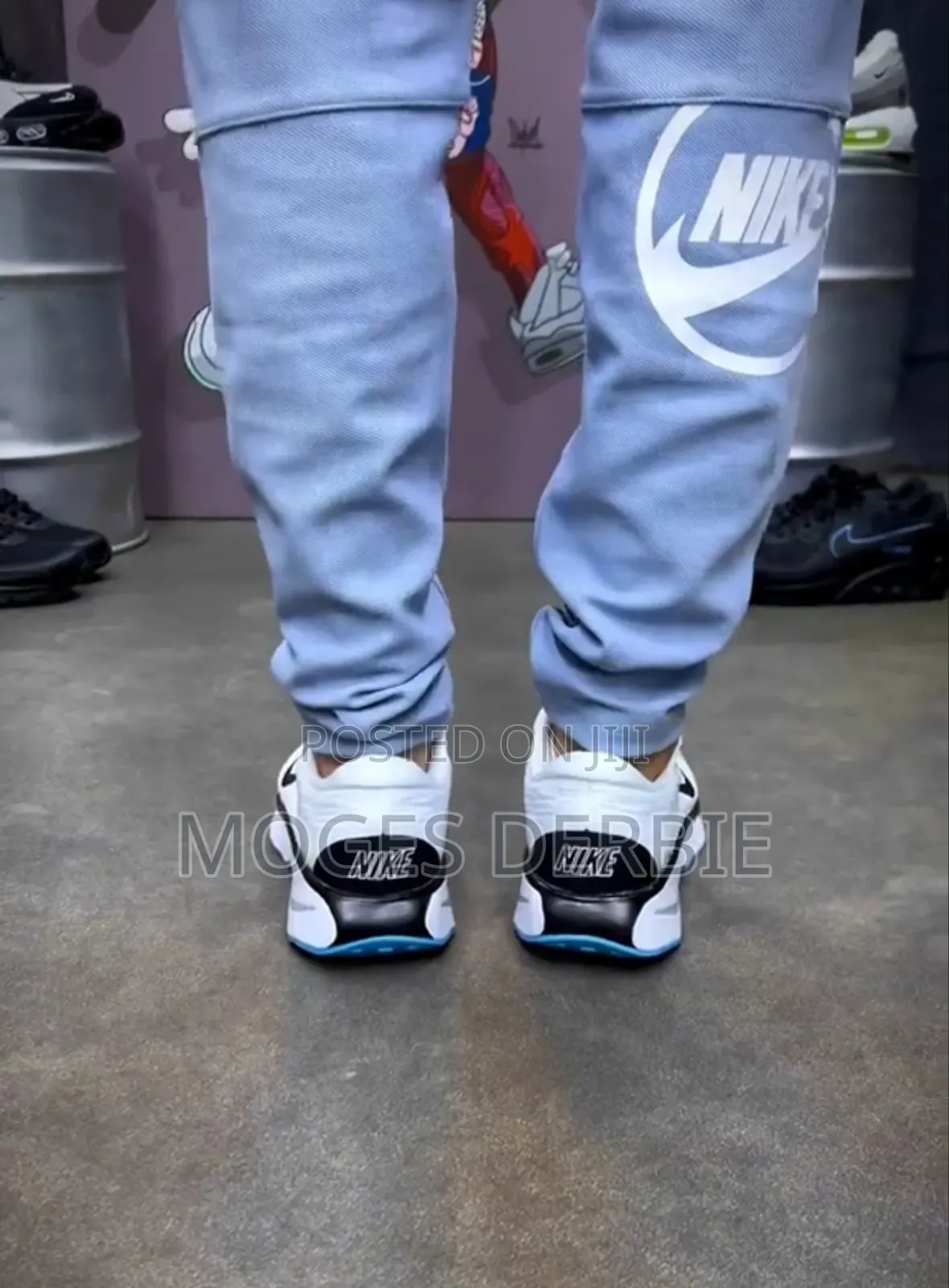 Nike Motiva Black White Premium Quality