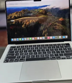 New Laptop Apple MacBook Pro 2023 M3 14-Inch 8GB Apple M3 SSD 512GB