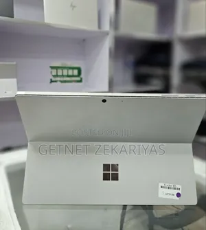 New Laptop Microsoft Surface Pro 7 16GB Intel Core I7 SSD 256GB
