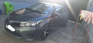 Toyota Corolla 2015 Gray