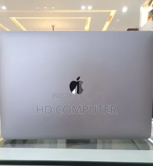 New Laptop Apple MacBook Pro 2019 16GB Intel Core I7 SSD 512GB