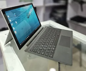 New Laptop Microsoft Surface Pro 7+ 16GB Intel Core I7 SSD 256GB