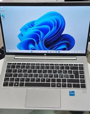 Photo - New Laptop HP ProBook 430 16GB Intel Core I3 SSD 256GB