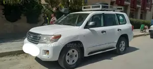 Photo - Toyota Land Cruiser 2012 White