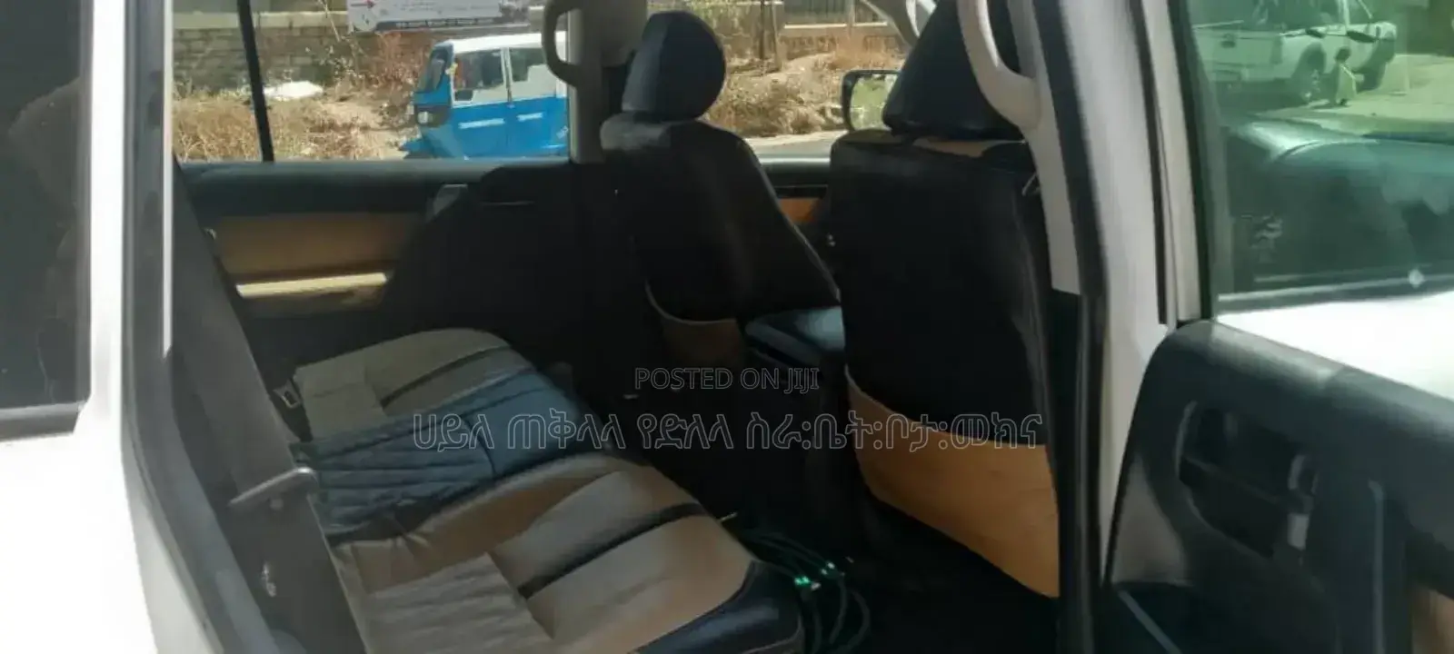 Toyota Land Cruiser 2012 White