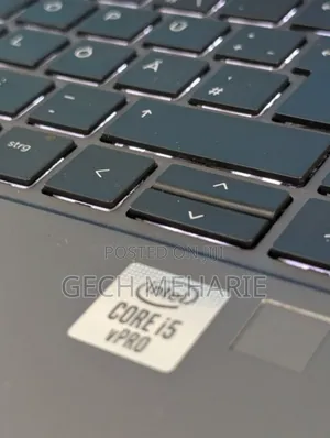 New Laptop HP ZBook Firefly 14 G7 16GB Intel Core I7 SSD 512GB