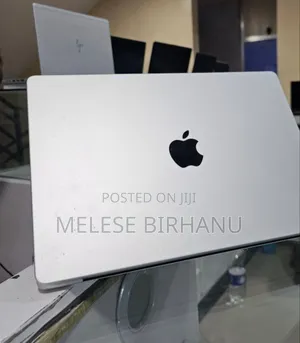 New Laptop Apple MacBook Pro 8GB Apple M3 Pro SSD 512GB