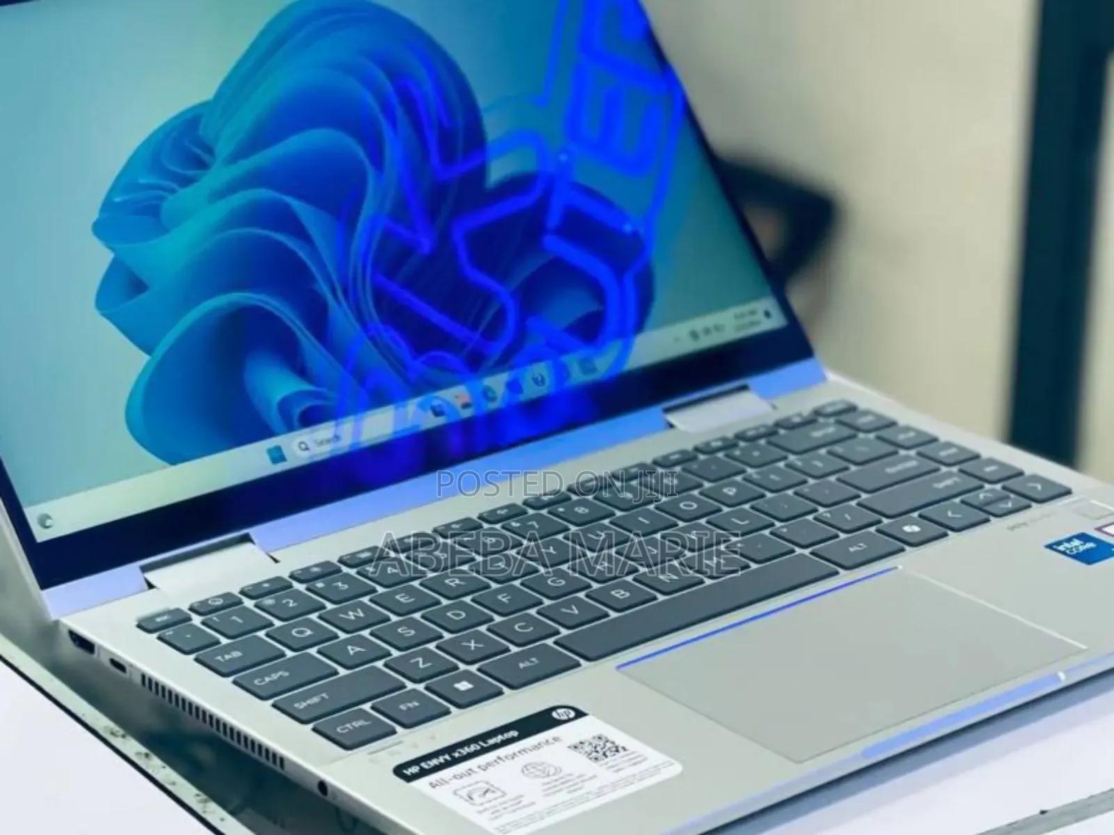 New Laptop HP Envy X360 8GB Intel Core Ultra 5 SSD 512GB