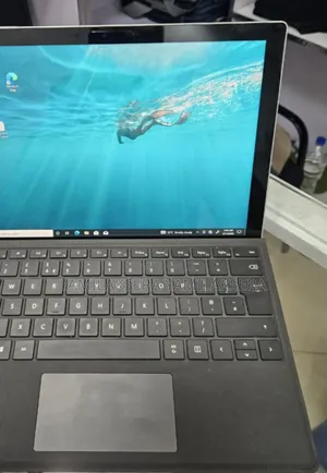 New Laptop Microsoft Surface Pro 7 8GB Intel Core I7 SSD 256GB