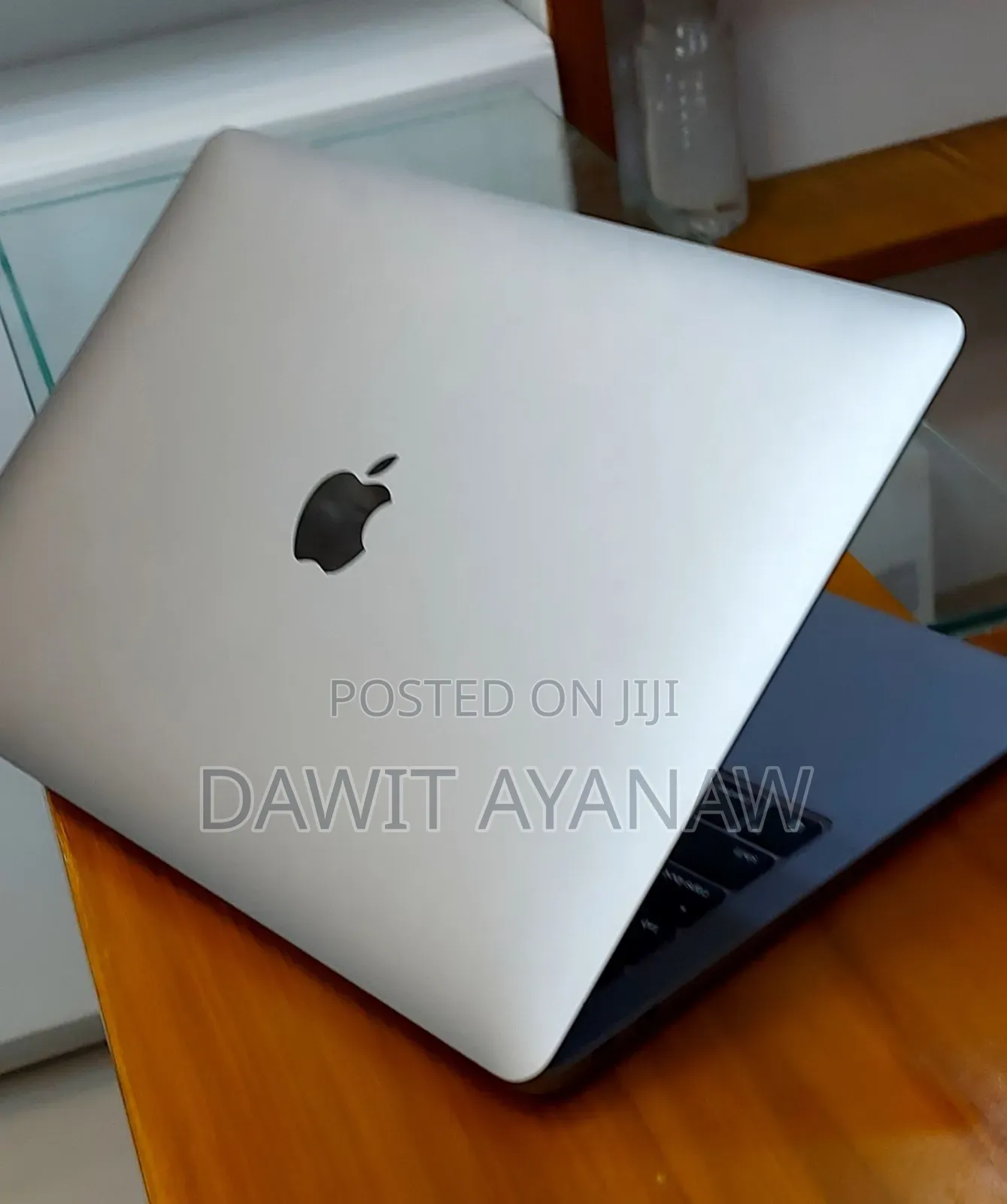 New Laptop Apple MacBook Air 2020 M1 8GB Apple M1 SSD 256GB