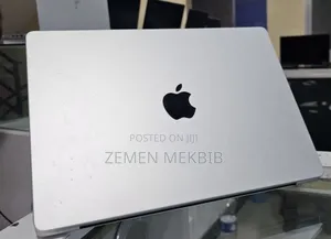 New Laptop Apple MacBook Pro 2023 M3 14-Inch 8GB SSD 512GB