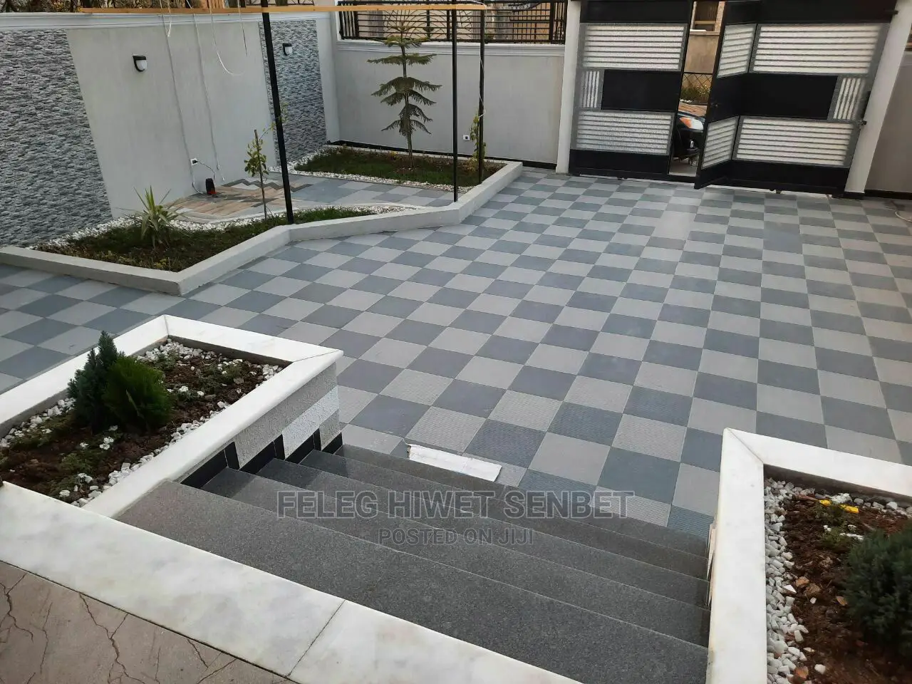 Furnished 6bdrm House in አአ, Bole for Sale