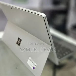 New Laptop Microsoft Surface Pro 7 16GB Intel Core I7 SSD 256GB