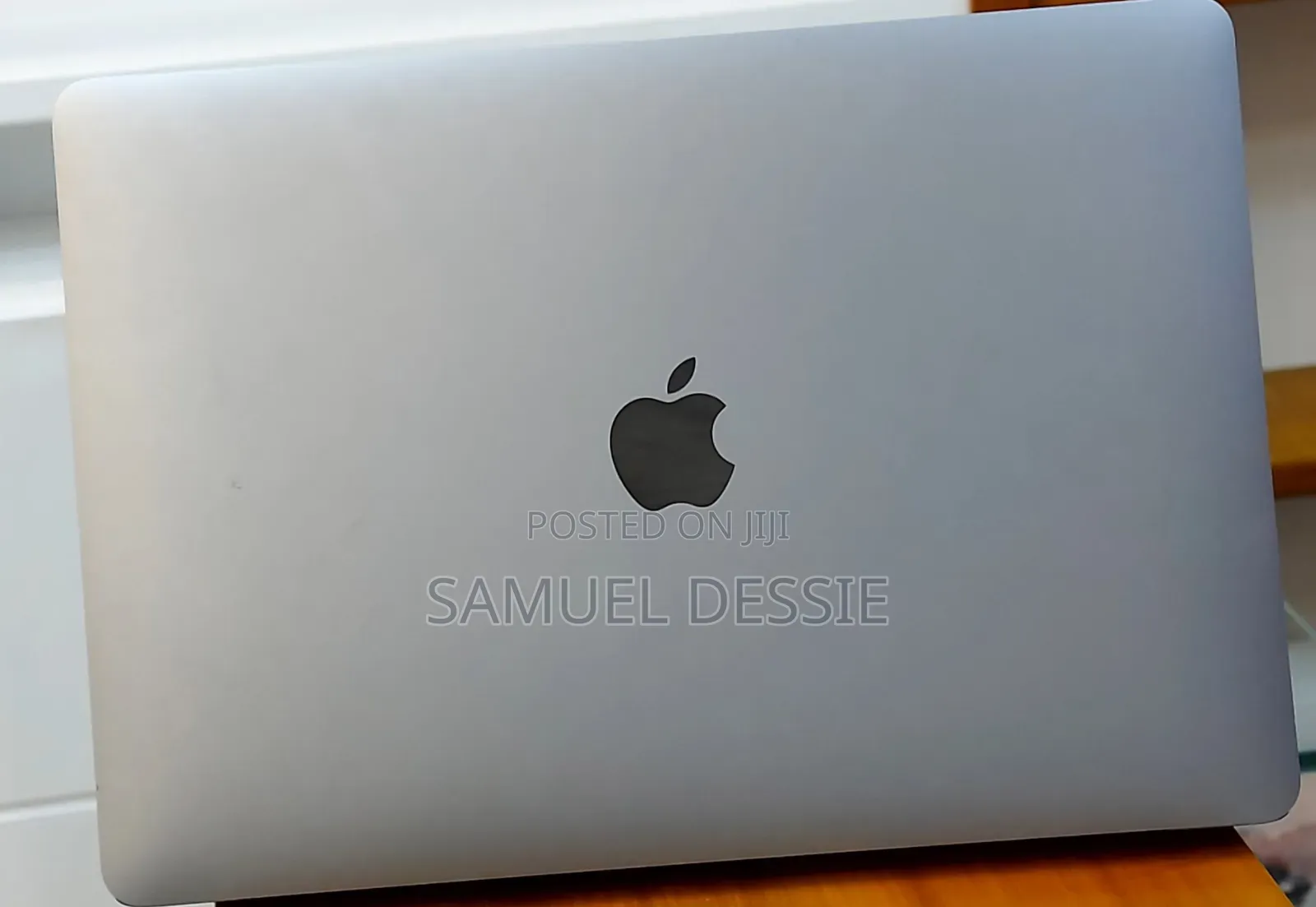 New Laptop Apple MacBook Air 2020 M1 8GB Apple M1 SSD 256GB