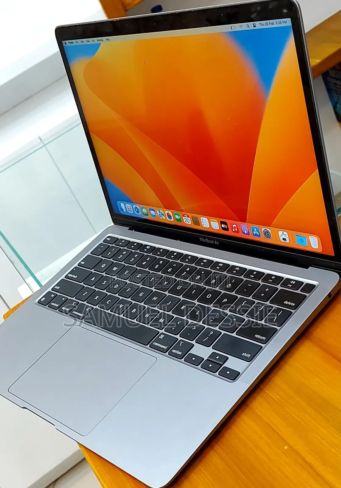 New Laptop Apple MacBook Air 2020 M1 8GB Apple M1 SSD 256GB