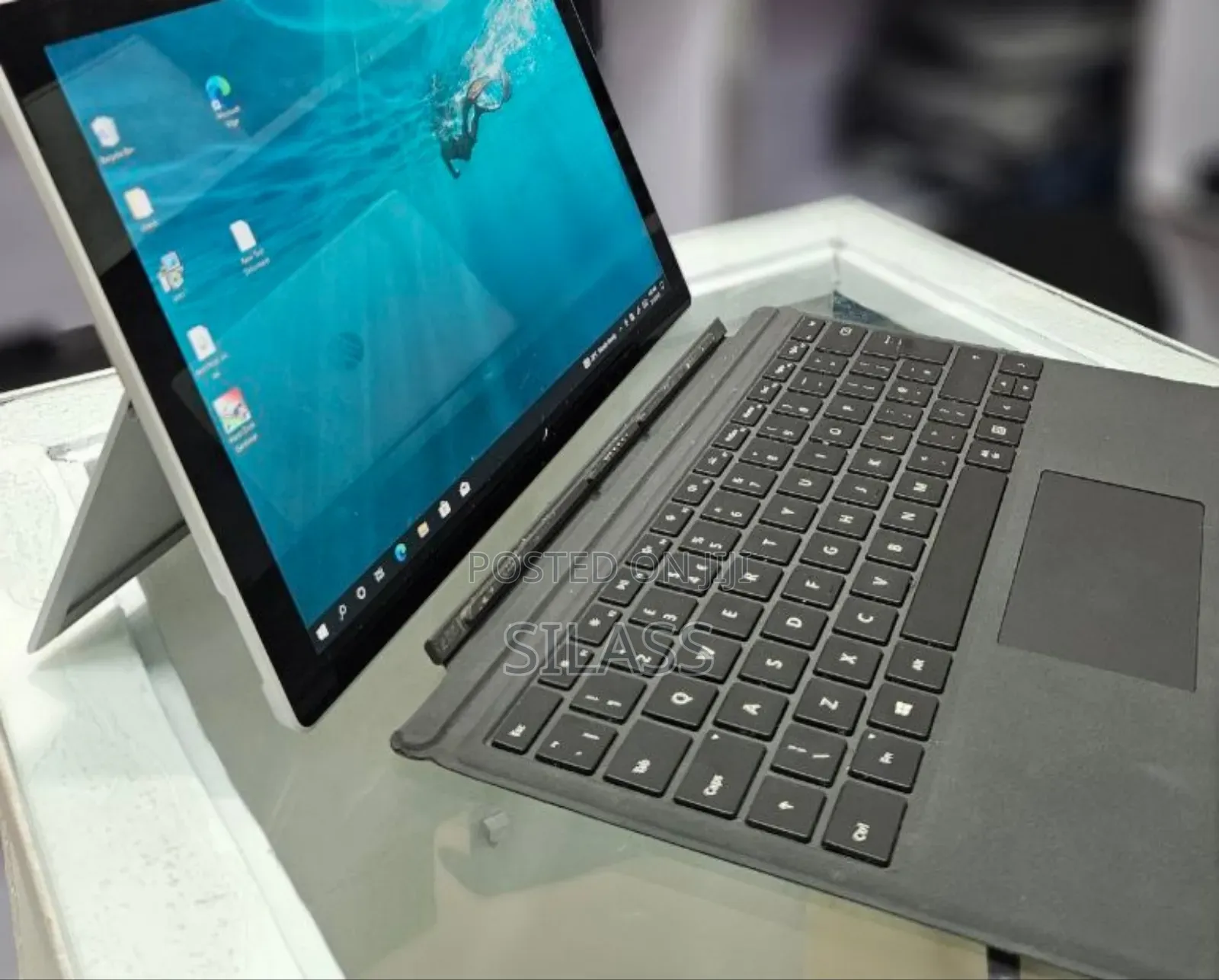 New Laptop Microsoft Surface Pro 7 16GB Intel Core I7 SSD 256GB