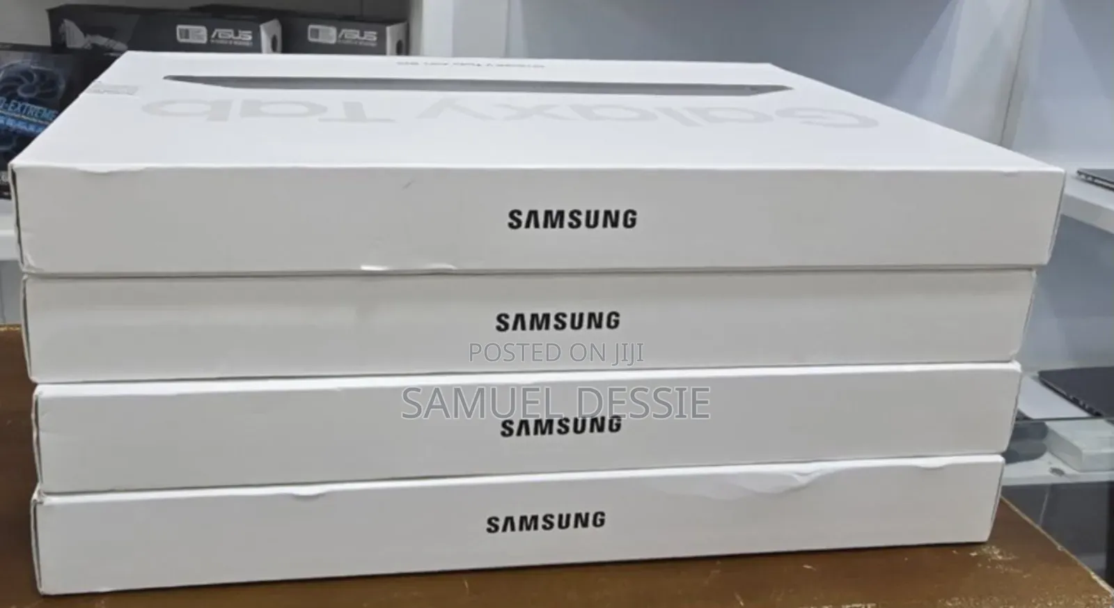 New Laptop Samsung 8GB SSD 128GB