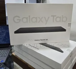 New Laptop Samsung 8GB SSD 128GB