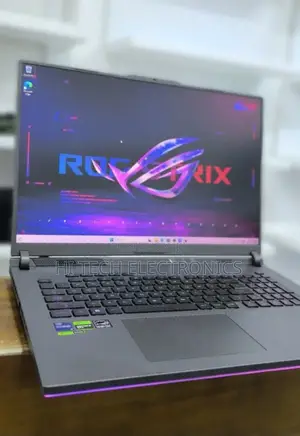 New Laptop Asus ROG GX800VH 32GB Intel Core I9 SSD 1T