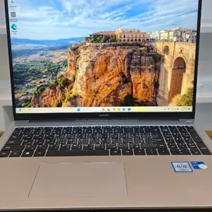 Photo - New Laptop Huawei MateBook X Pro 16GB Intel Core I7 SSD 512GB