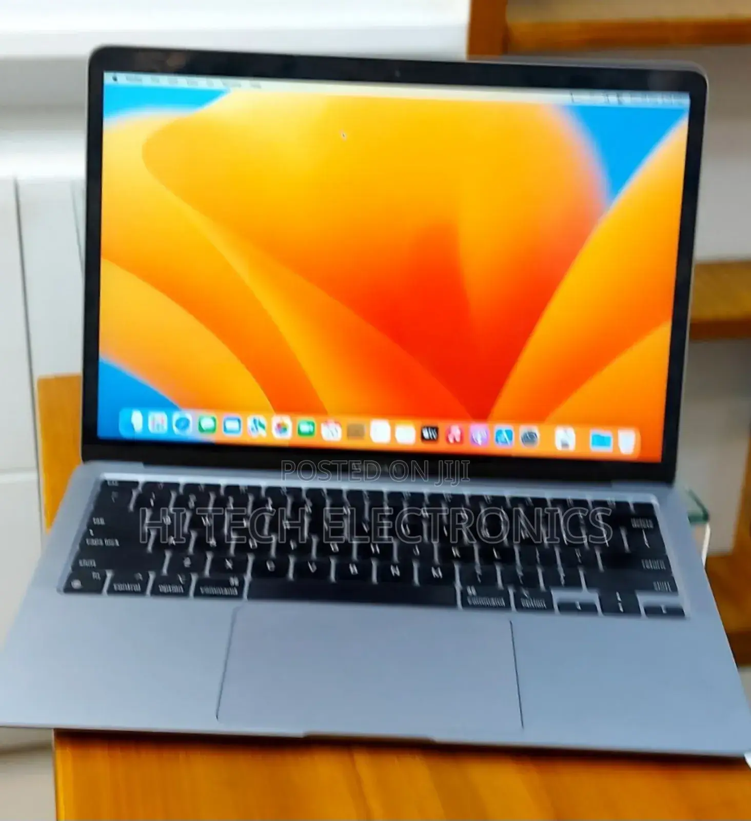 New Laptop Apple MacBook Air 2020 M1 8GB Apple M1 SSD 256GB
