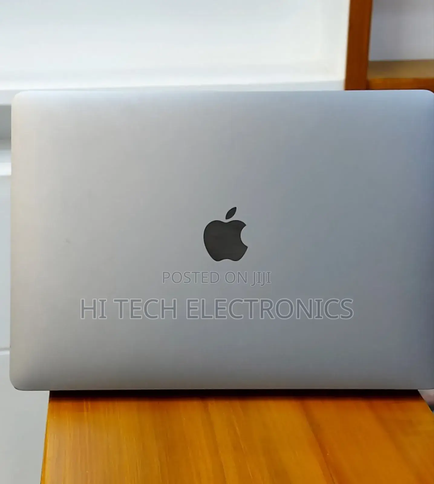 New Laptop Apple MacBook Air 2020 M1 8GB Apple M1 SSD 256GB