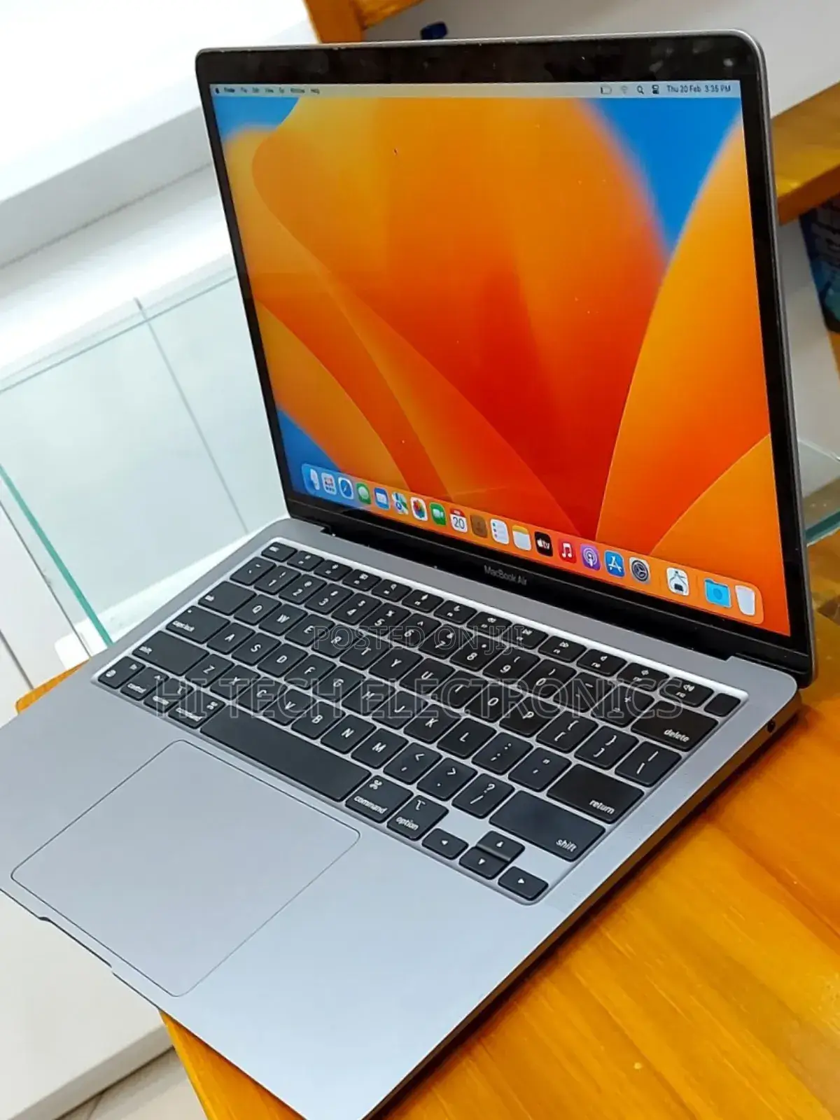 New Laptop Apple MacBook Air 2020 M1 8GB Apple M1 SSD 256GB