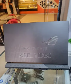 New Laptop Asus 32GB AMD Ryzen 9 SSD 512GB
