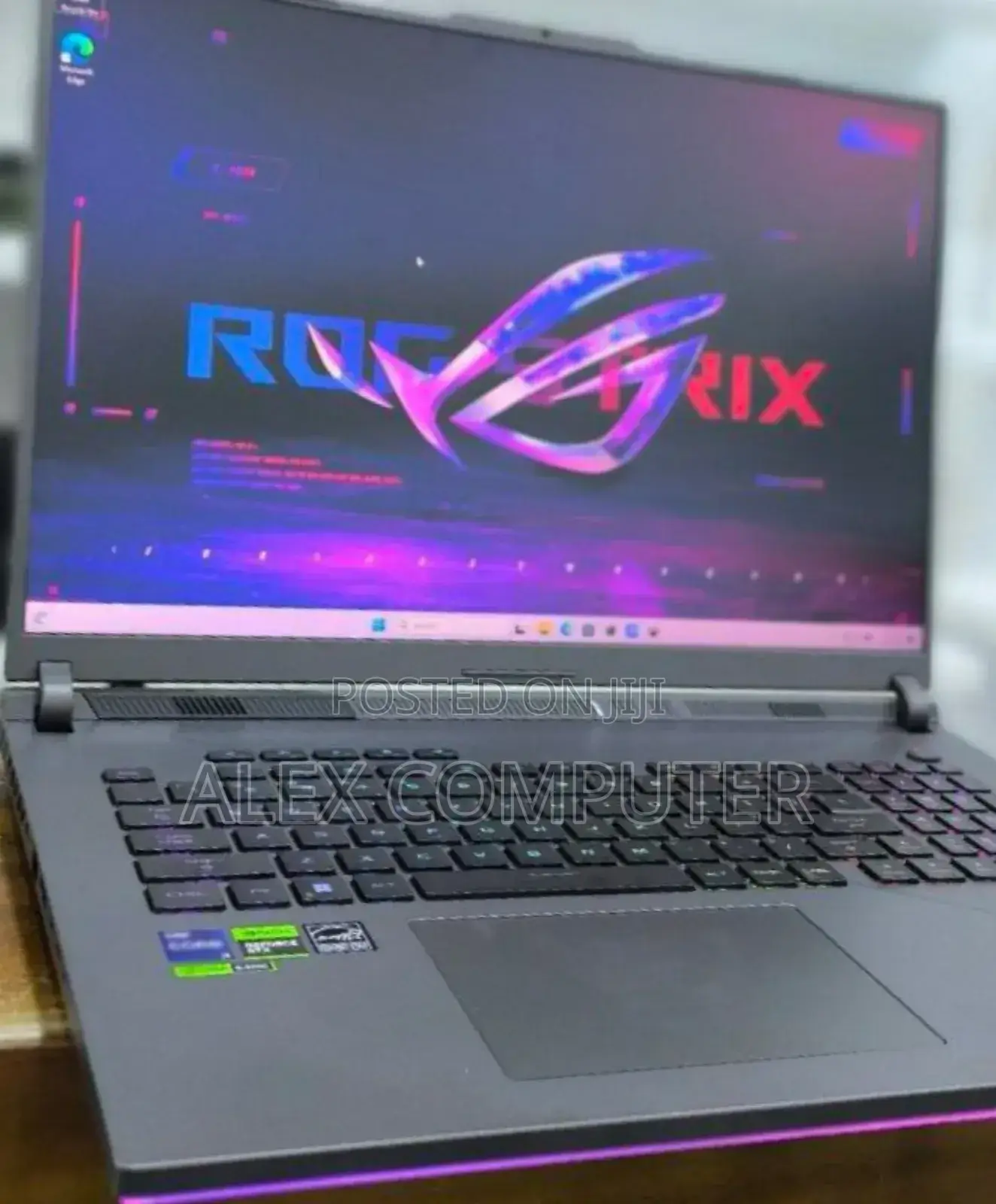 New Laptop Asus ROG Strix G17 32GB Intel Core I9 SSD 1T