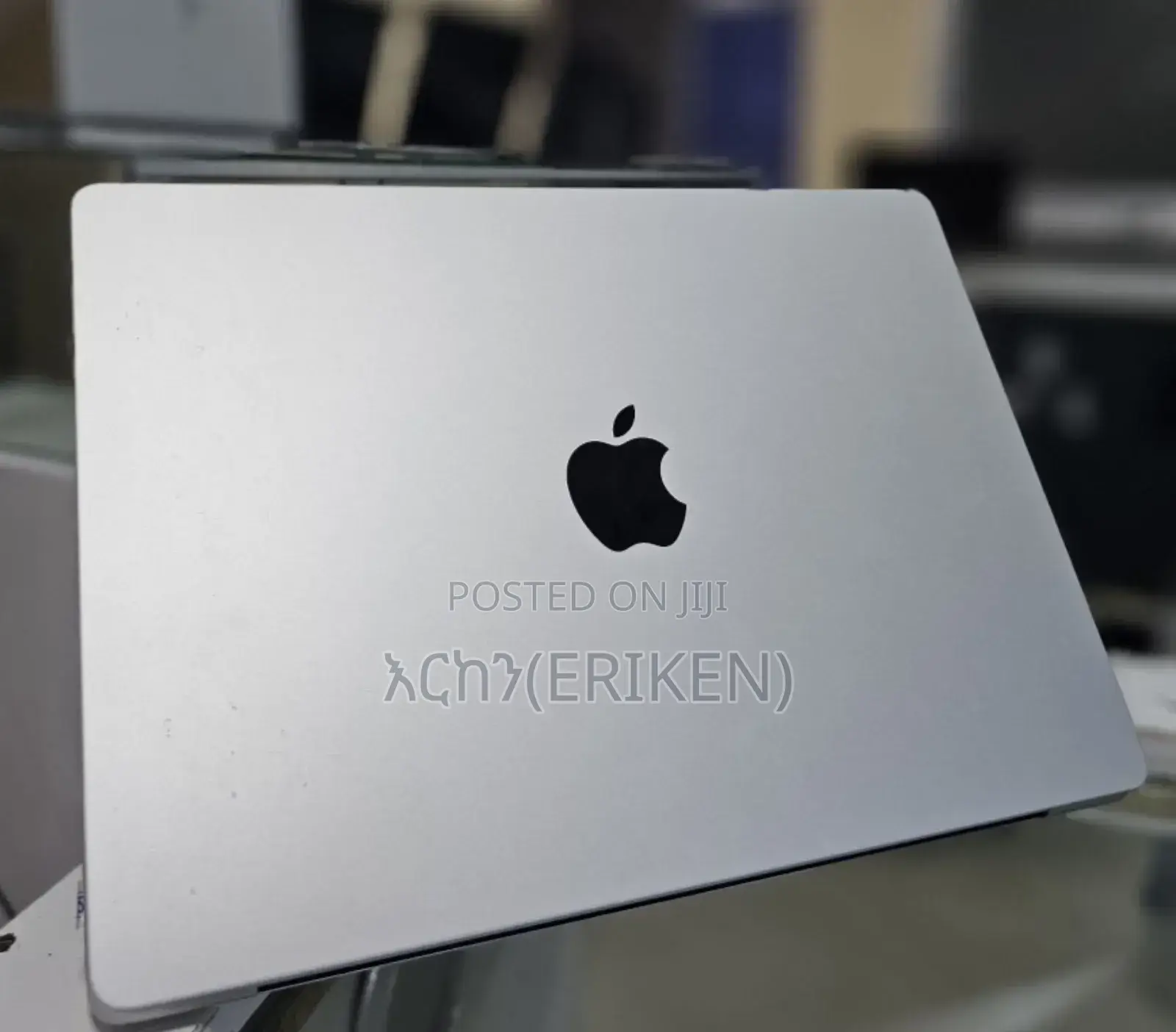 New Apple MacBook Pro 2023 M3 14-Inch 8GB Apple M3 Pro SSD 512GB