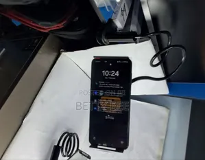 Phone Adjusted Holder