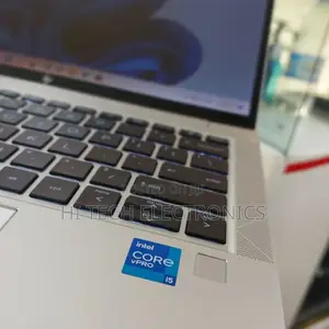 New Laptop HP EliteBook 830 G8 16GB Intel Core I5 SSD 512GB