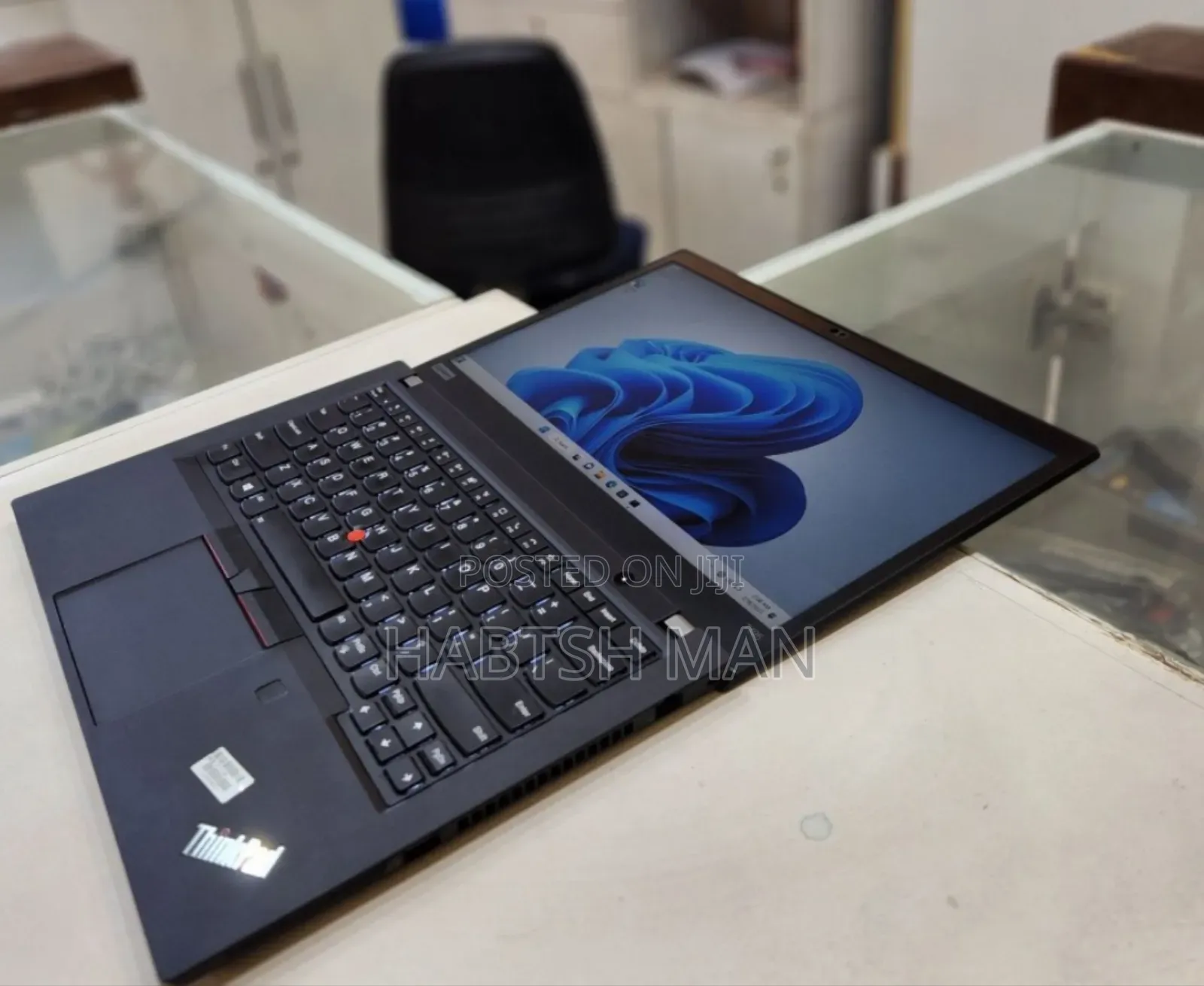 New Laptop Lenovo ThinkPad T495s 16GB AMD Ryzen 5 SSD 512GB