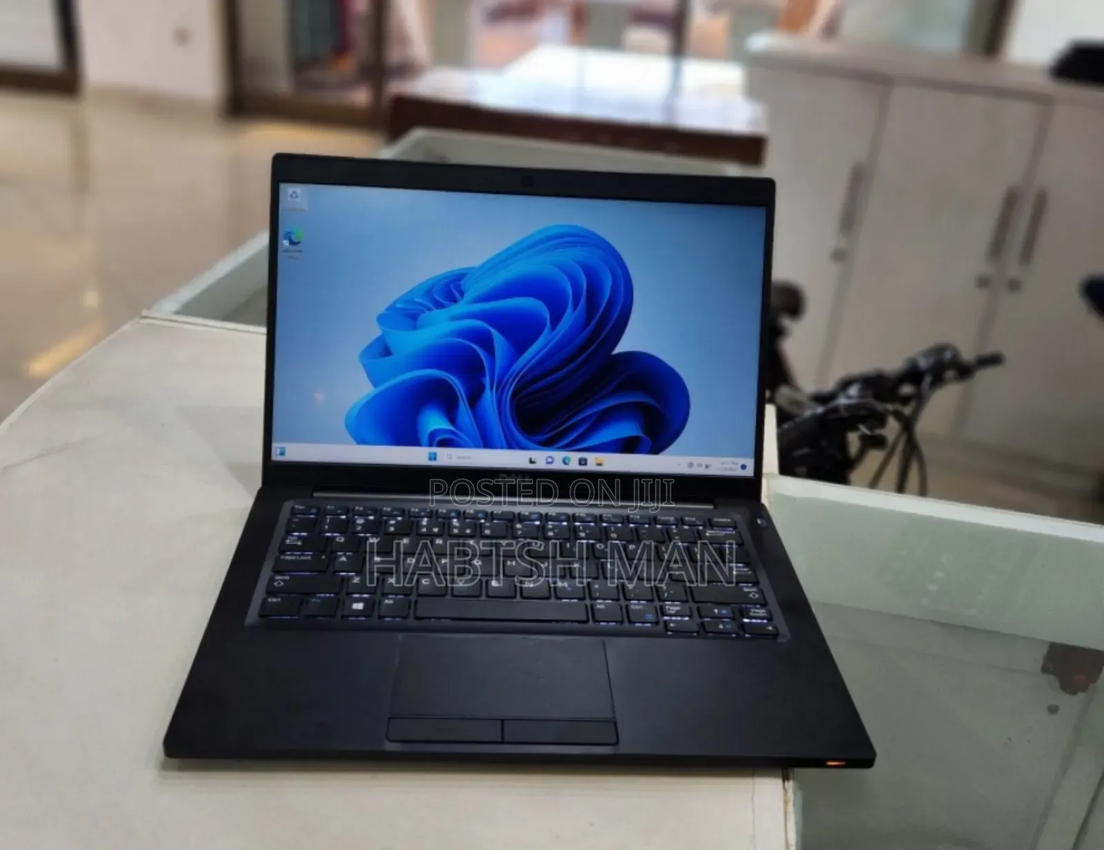 New Laptop Dell Latitude 5310 8GB Intel Core I5 SSD 256GB