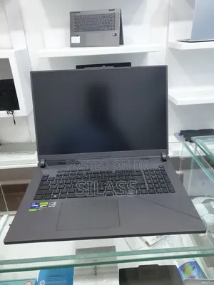 New Laptop Asus ROG Strix G17 32GB Intel Core I9 SSD 1T