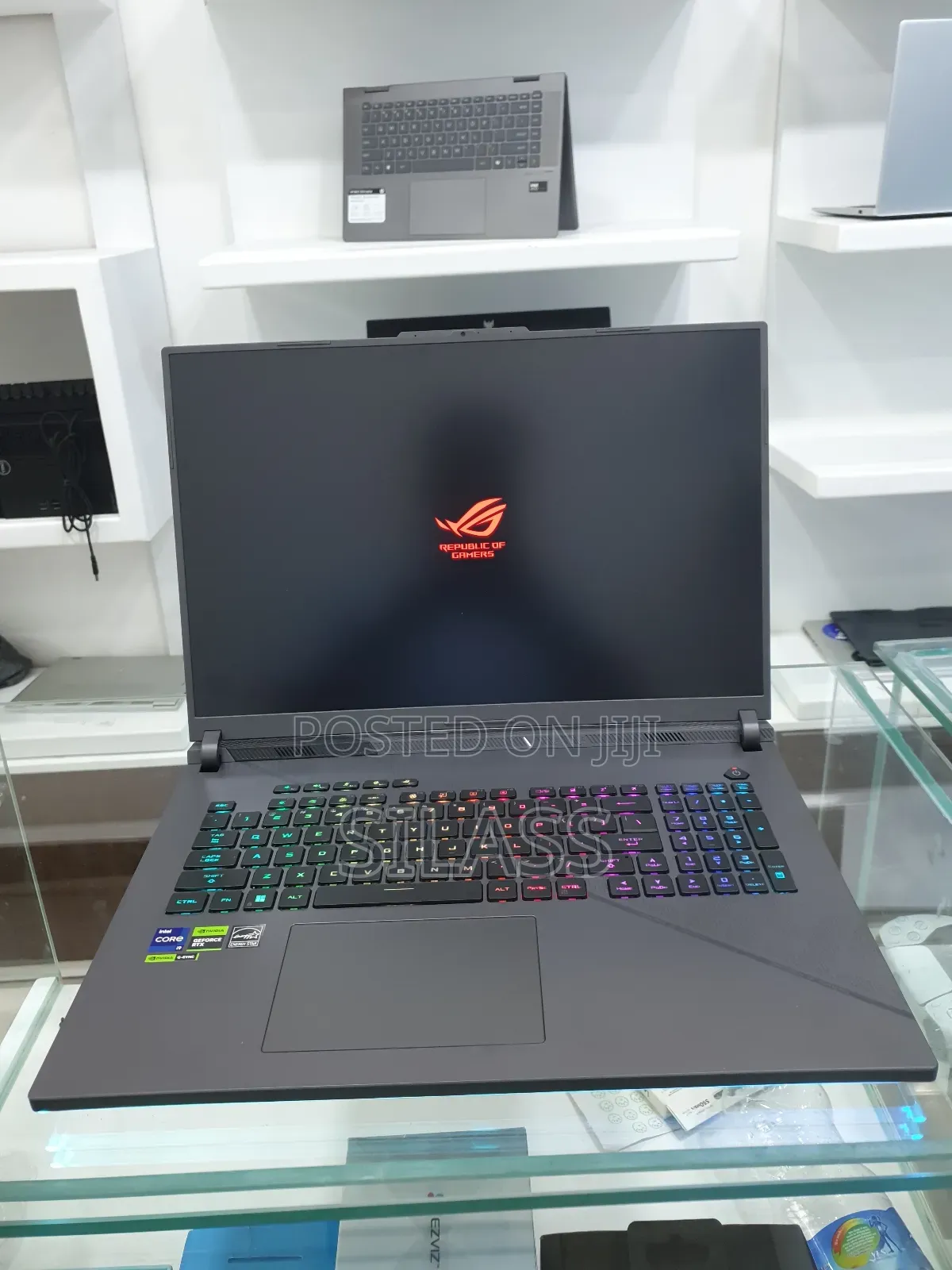 New Laptop Asus ROG Strix G17 32GB Intel Core I9 SSD 1T