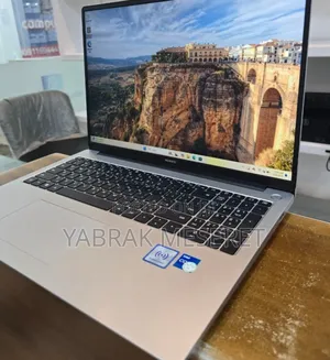 Photo - New Laptop Huawei MateBook X Pro 16GB Intel Core I7 SSD 512GB