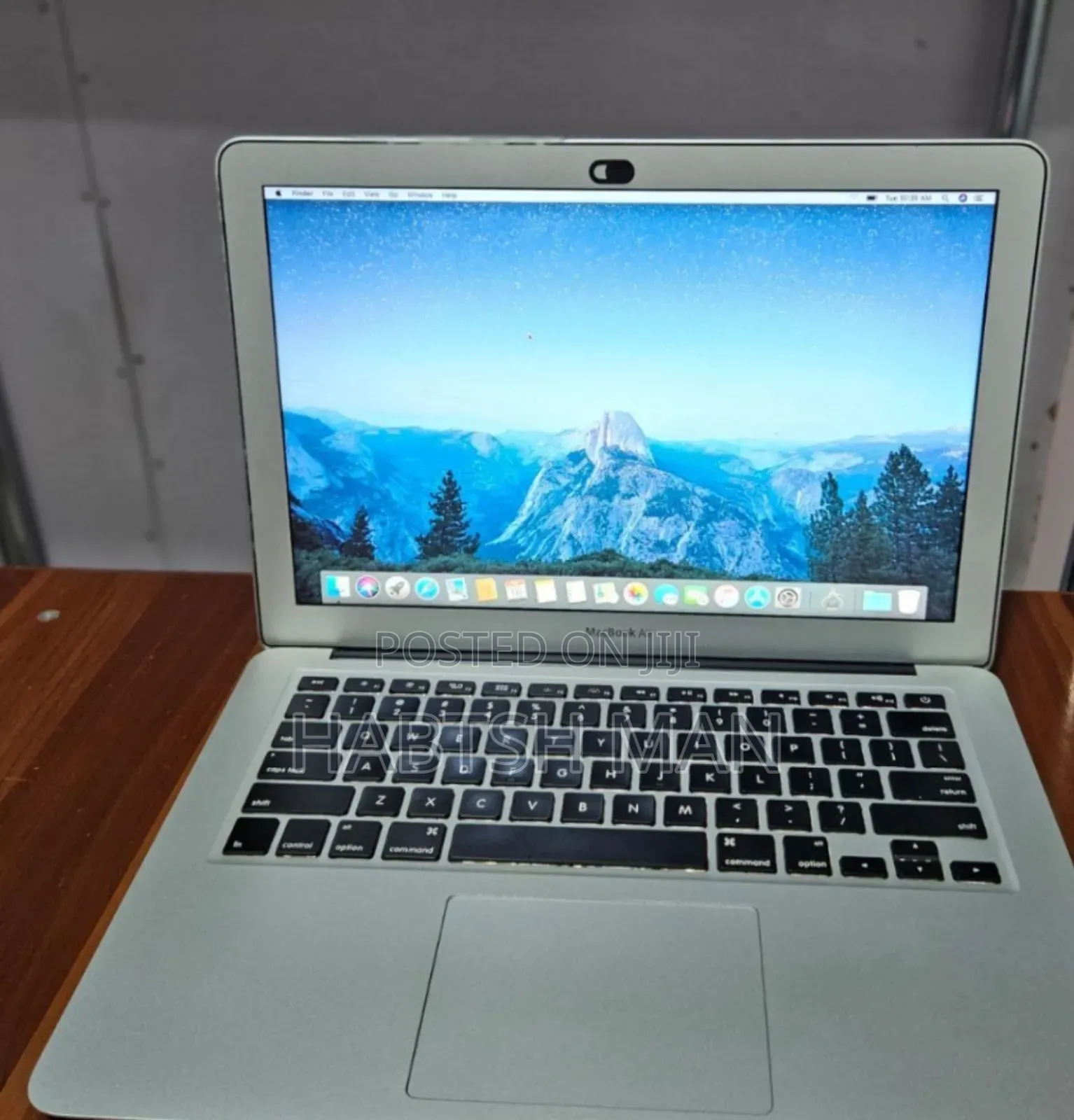 New Laptop Apple MacBook Air 2017 8GB Intel Core I5 SSD 128GB