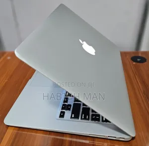 New Laptop Apple MacBook Air 2017 8GB Intel Core I5 SSD 128GB