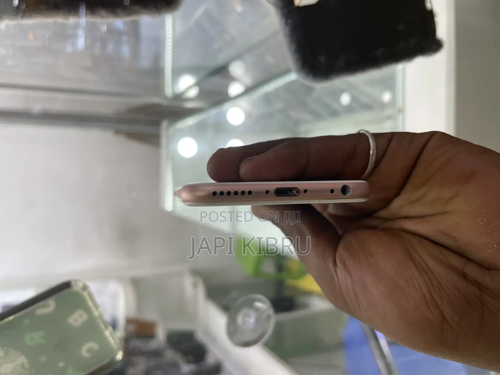 Apple iPhone 6s 64 GB Rose Gold