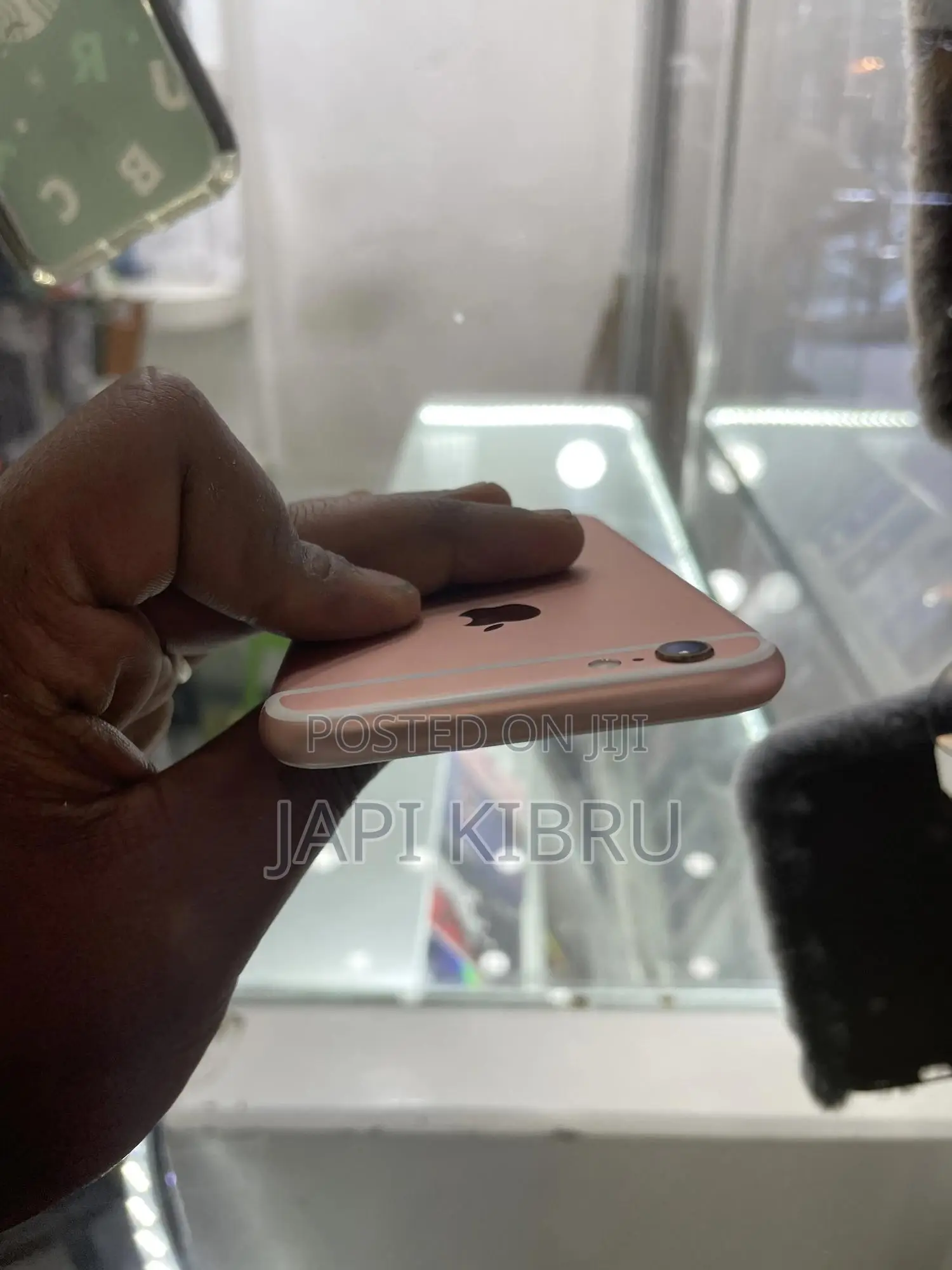 Apple iPhone 6s 64 GB Rose Gold