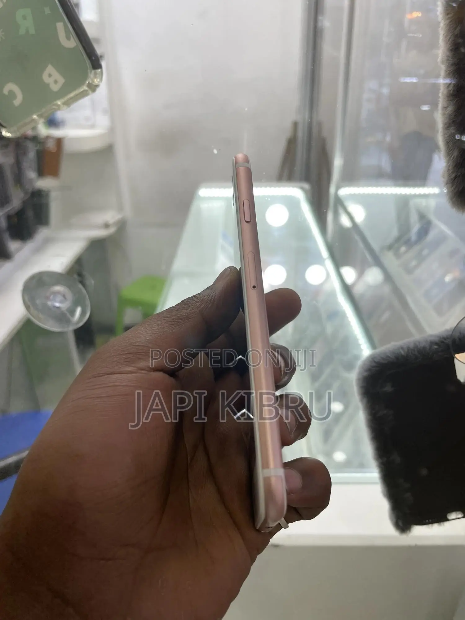 Apple iPhone 6s 64 GB Rose Gold