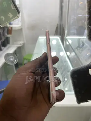 Apple iPhone 6s 64 GB Rose Gold