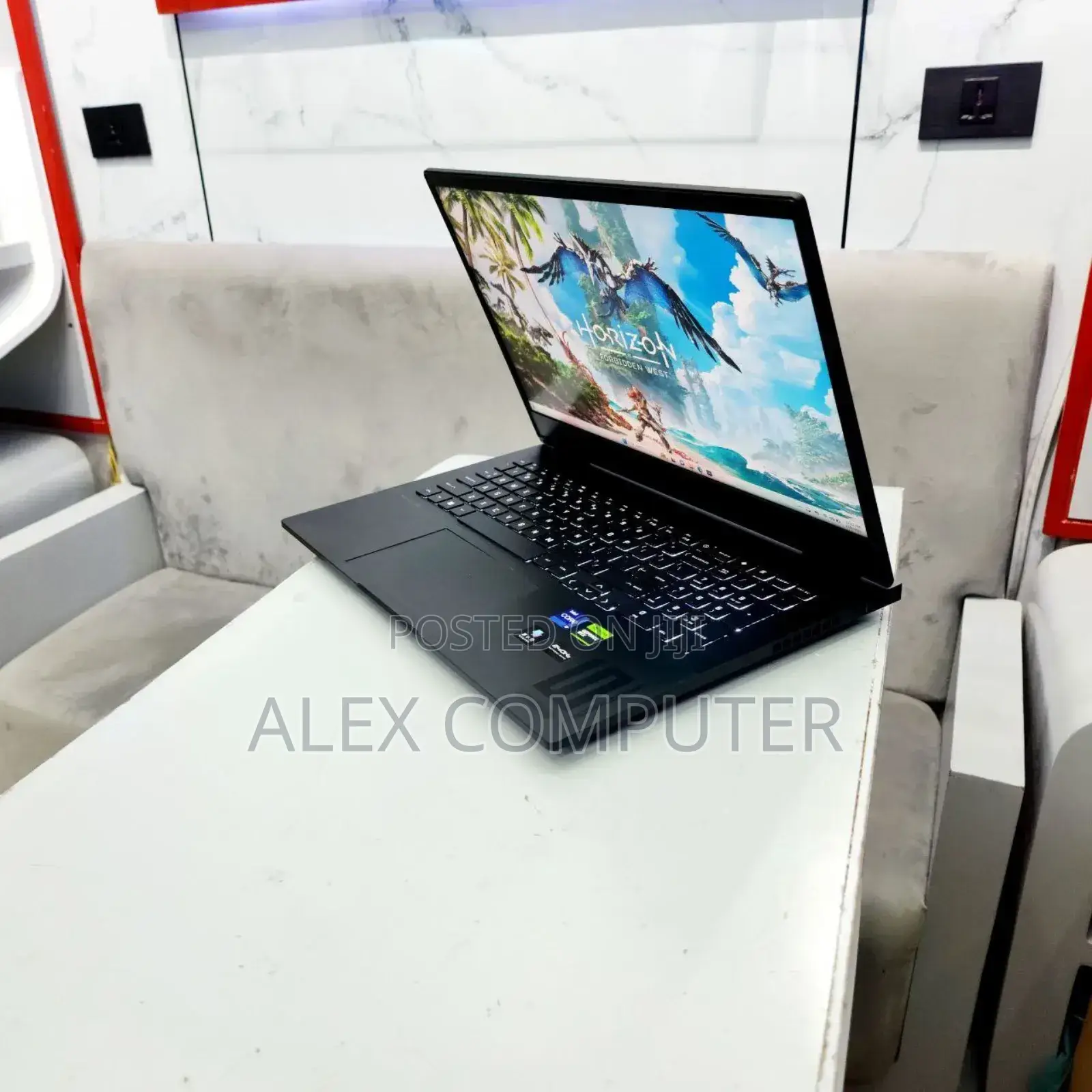 New Laptop HP Omen 15 16GB Intel Core I9 SSD 1T