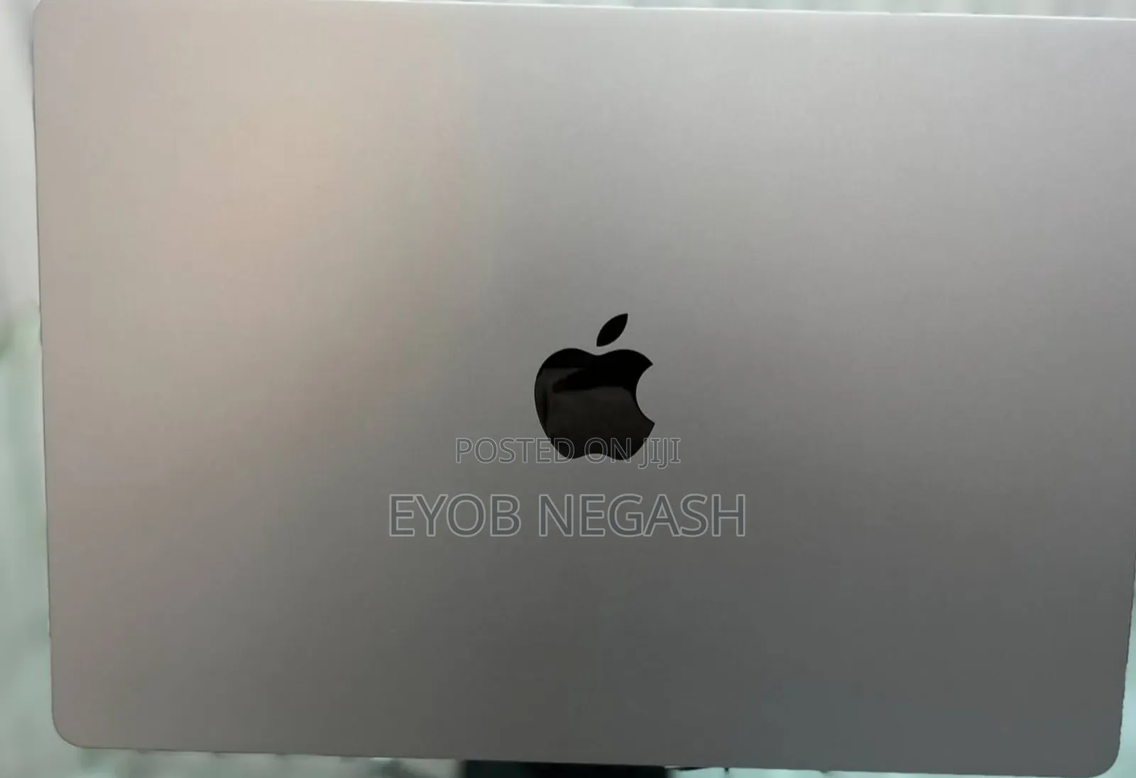New Laptop Apple MacBook Air 2024 M3 15-Inch 8GB Apple M3 SSD 256GB