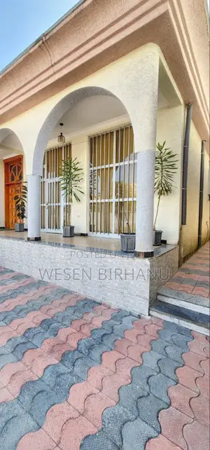 7bdrm Villa in ጣፎ, Addis Ketema for sale