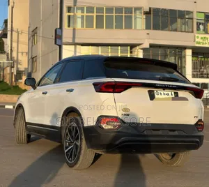 Bestune T77 1.2 FWD 2022 White