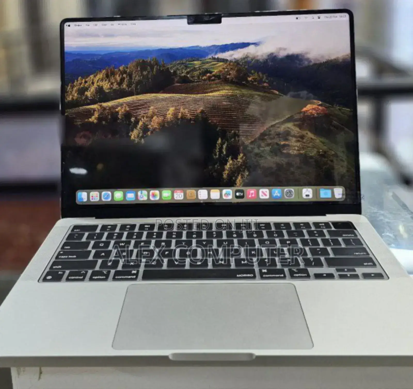 New Apple MacBook Pro 2023 M3 14-Inch 8GB Apple M3 Pro SSD 512GB