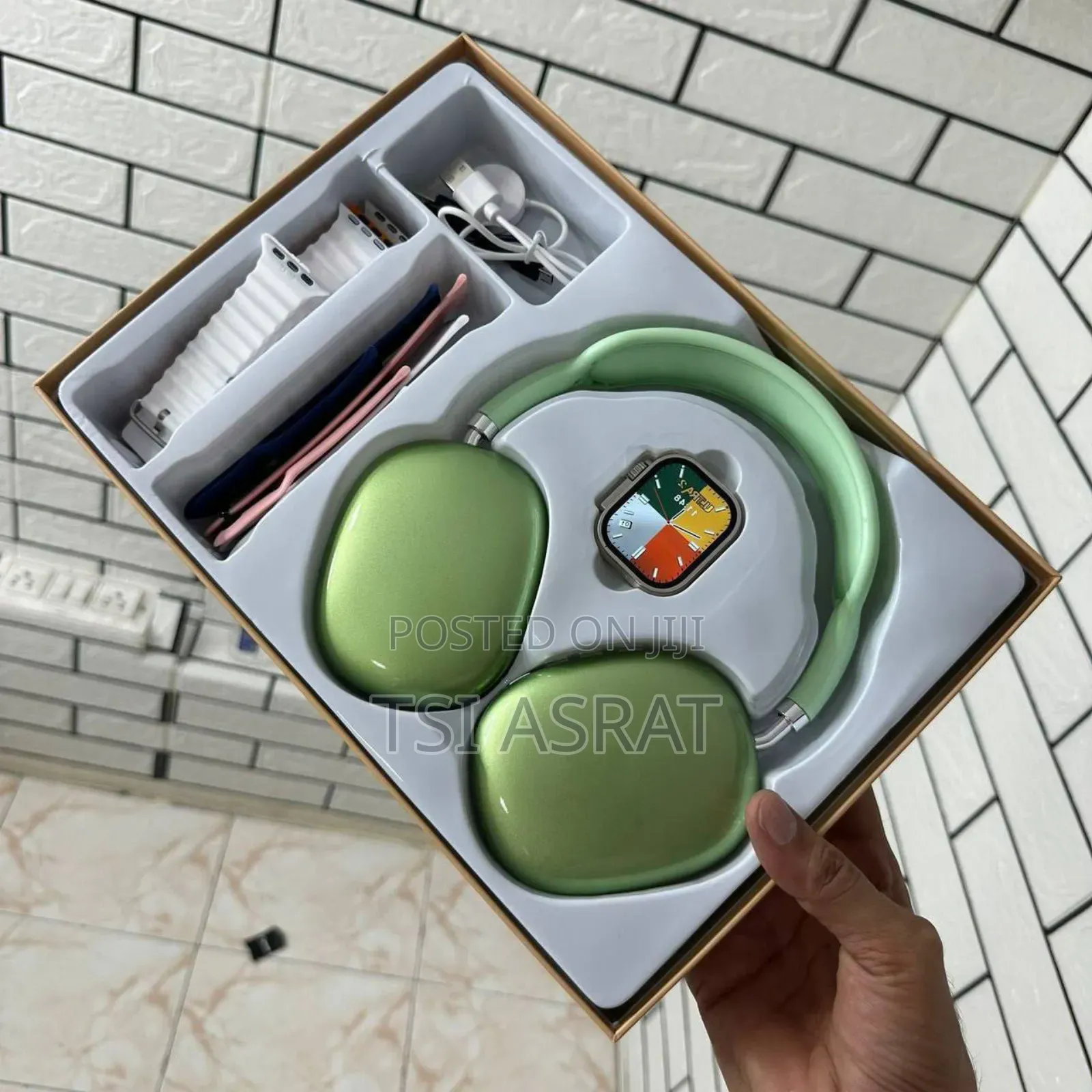 ZT Ultra Smart Watch Combo With 7 Straps